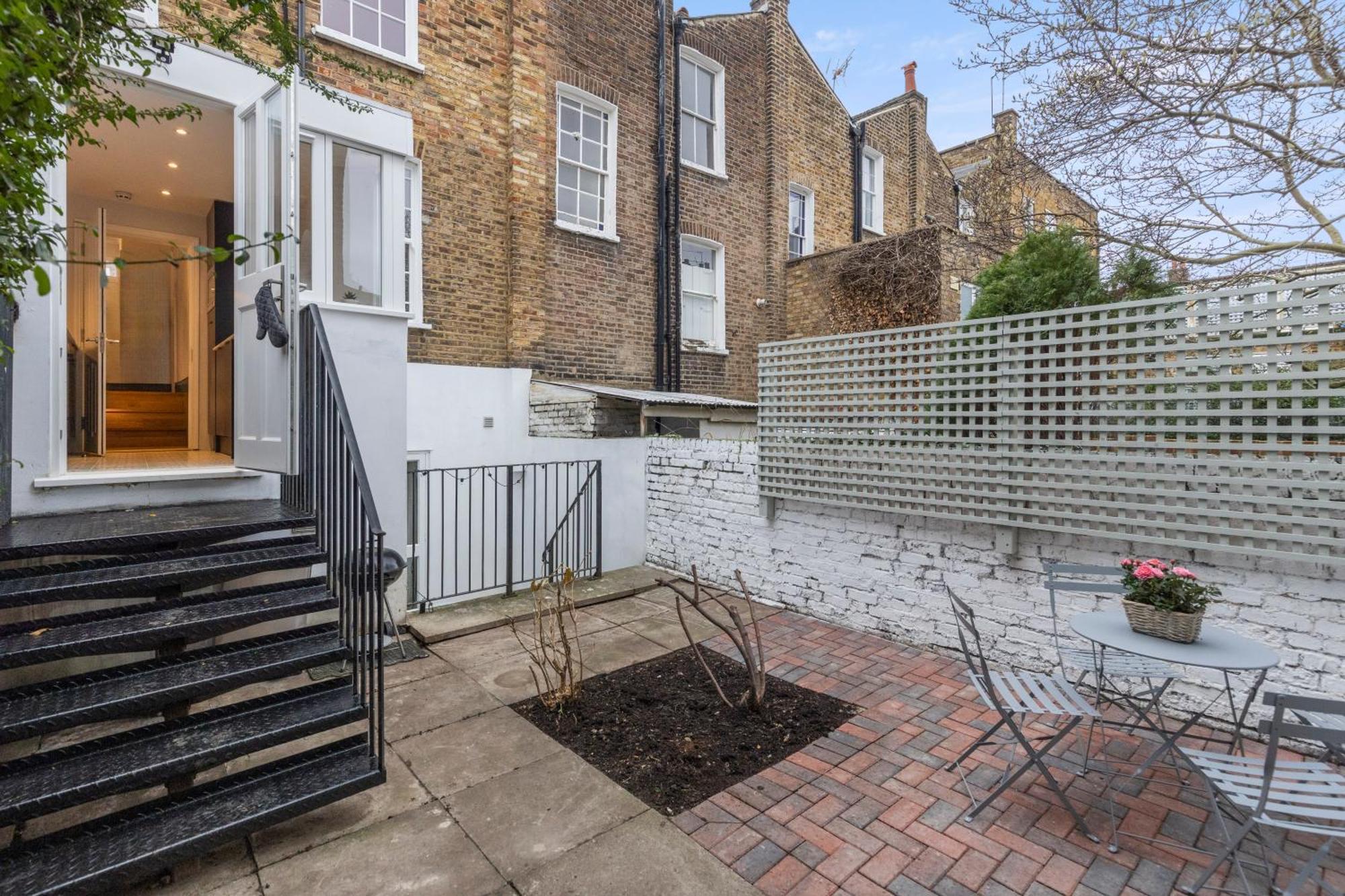 Guest Favorite Private With King Sized Bed And Garden Newly Renovated Appartamento Londra